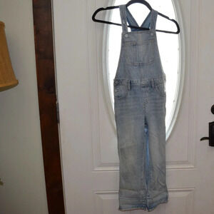 New OLD NAVY Kids Light Blue Denim Overalls Size S(6-7)
